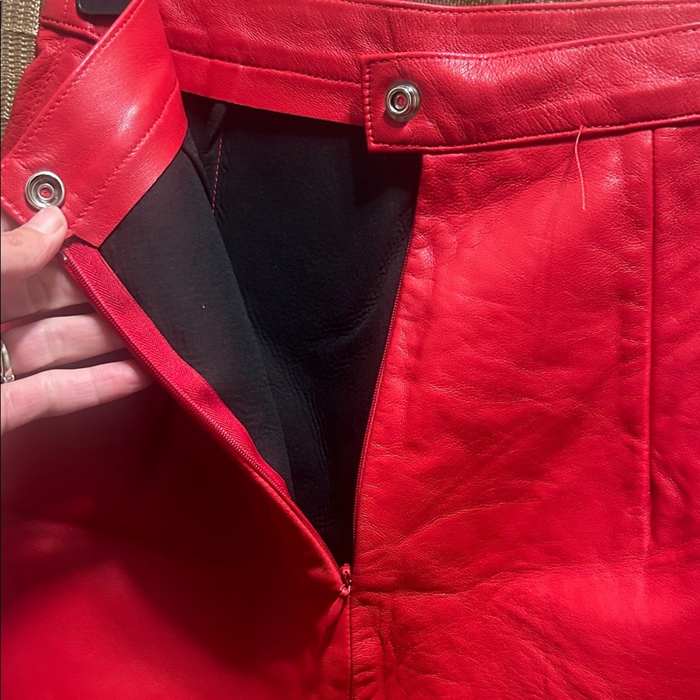 American Apparel Red Faux Leather Pencil Skirt - Picture 4 of 7